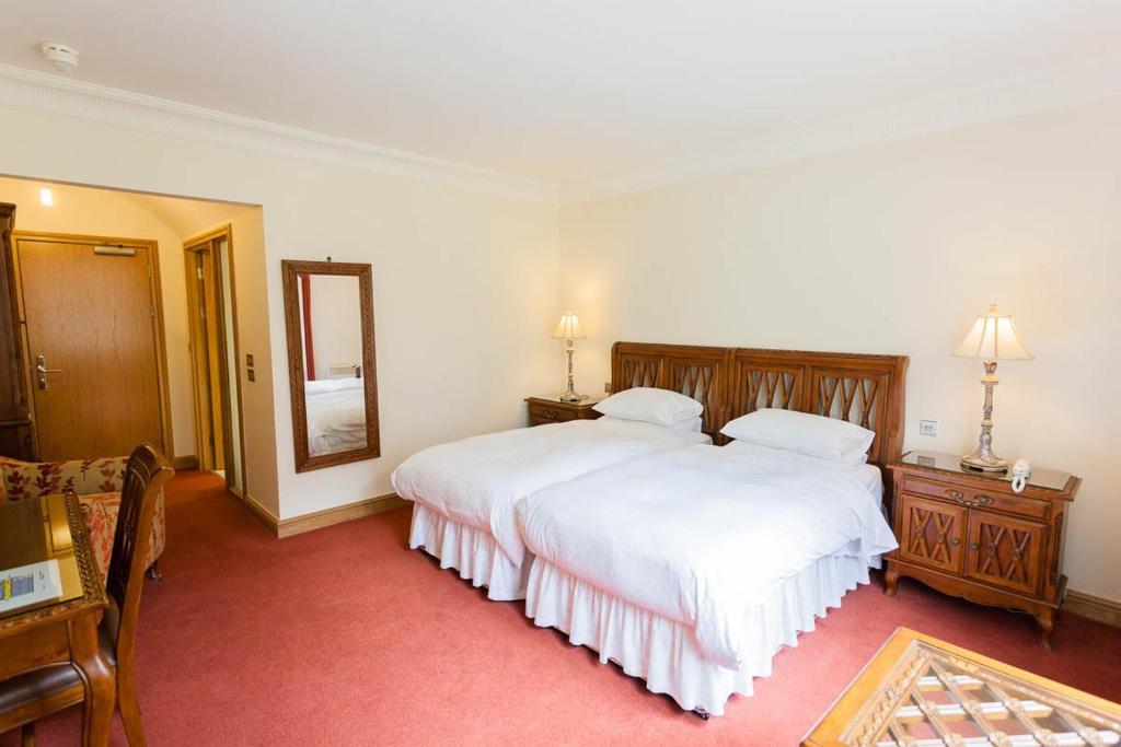 Woodland House Hotel Dumfries Room photo